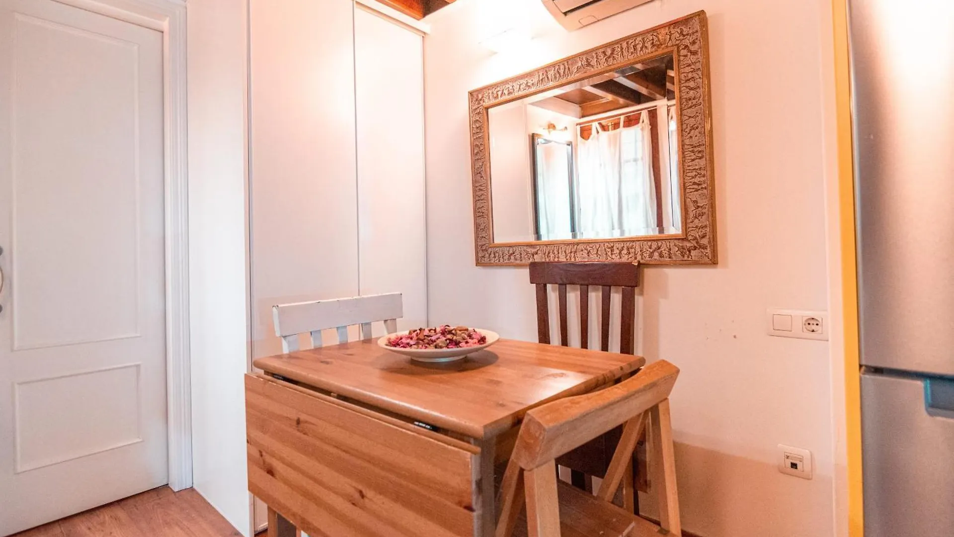 Edomus Santiago Boutique Apartment Seville Spain
